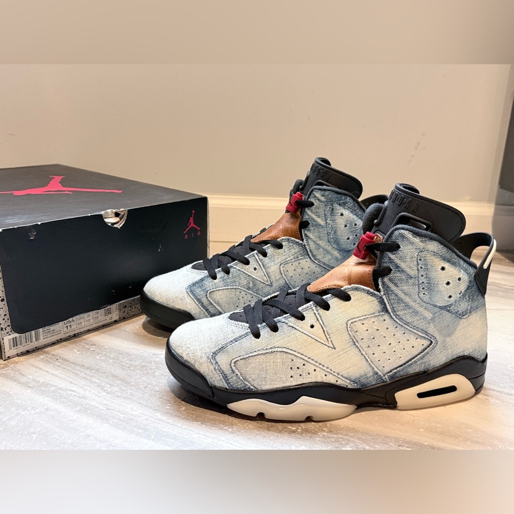 Nike air Jordan retro 6 washed denim sz 11.5